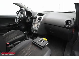 Opel Corsa 1.4-16V Anniversary Edition 3-drs Airco Navi Bluetooth PDC picture 10