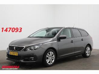 ocasión turismos Peugeot 308 SW 1.2 PureTech Active Pano Navi Cruise Clima Apple/Android PDC 2018/5