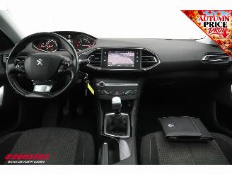 Peugeot 308 SW 1.2 PureTech Active Pano Navi Cruise Clima Apple/Android PDC picture 6