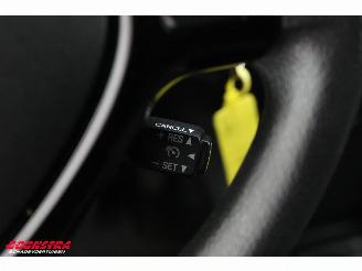 Toyota Aygo 1.0 VVT-i x-fun Airco Bluetooth 38.601 km! picture 19