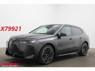 Auto incidentate BMW iX xDrive M70 112 kWh HUD Clima Cruise Navi SHZ LrHZ Leder Memory H/K PDC 2026/4