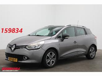 skadebil auto Renault Clio Estate 1.5 dCi ECO Night&Day Navi Airco Cruise PDC AHK 2015/8