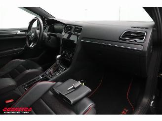 Volkswagen Golf 2.0 TSI GTI DSG Performance Pano LED ACC Leder Camera SHZ picture 18