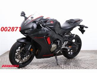 uszkodzony motocykle Honda CBR 1000 RR Fireblade LED ABS Quickshift 2018/3
