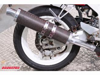 Yamaha FZR 400 RR picture 10