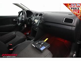 Volkswagen Polo 1.2 TSI Highline 3-drs Airco Cruise Bluetooth LMV picture 5