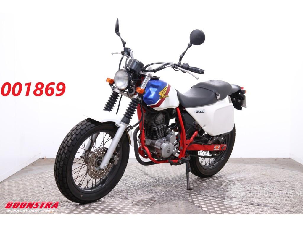 Honda  Ftr 223 BY 2000
