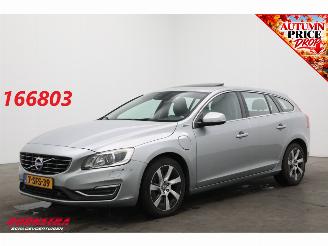 begagnad bil auto Volvo V-60 2.4 D6 AWD Plug-In Hybrid Summum Glasdak Navi Memory Leder SHZ Camera PDC AHK 2013/9
