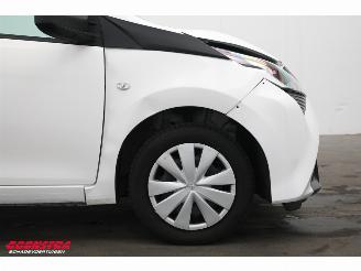 Toyota Aygo 1.0 VVT-i x-fun Airco Cruise picture 5