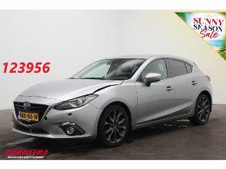 krockskadad bil auto Mazda 3 2.0 TS ACC HUD Bose PDC SHZ 100.231 km! 2014/2