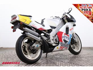Suzuki RGV 250 VJ22 Pepsi picture 3