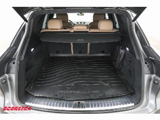 Porsche Cayenne 3.0 E-Hybrid Sport Chrono PASM PDLS Memory Leder SHZ Clima Navi Camera PDC picture 30