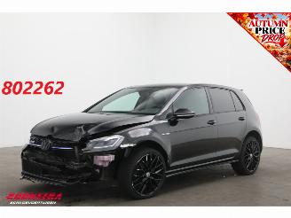 krockskadad bil auto Volkswagen Golf 1.4 TSI GTE LED ACC Virtual Camera PDC 2017/9