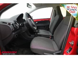 Volkswagen Up! 1.0 move up! 5-drs BlueMotion Airco 81.882 km! APK 07-2027! picture 9