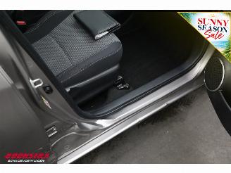 Toyota Yaris 1.5 Hybrid Comfort Navi Clima Camera 135.113 km! picture 9