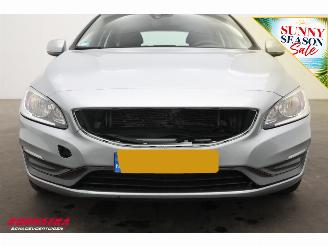 Volvo V-60 2.4 D6 AWD Plug-In Hybrid Summum H/K Cruise Navi Clima Leder PDC picture 6