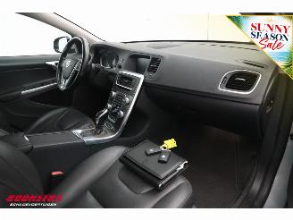 Volvo V-60 2.4 D6 AWD Plug-In Hybrid Summum H/K Cruise Navi Clima Leder PDC picture 12