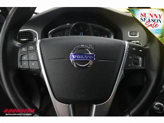Volvo V-60 2.4 D6 AWD Plug-In Hybrid Summum H/K Cruise Navi Clima Leder PDC picture 18