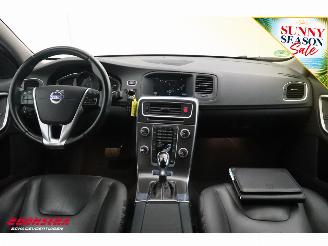 Volvo V-60 2.4 D6 AWD Plug-In Hybrid Summum H/K Cruise Navi Clima Leder PDC picture 13