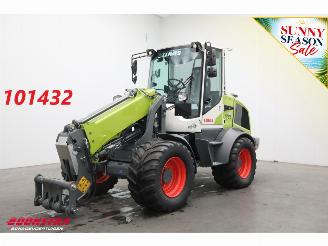 Schade machine Claas  Torion 738 T Sinus Schranklader BY 2025 !!5 Hrs/Std !! 2025/12