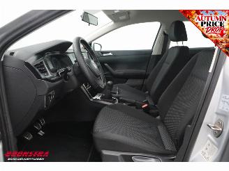 Volkswagen Polo 1.0 MPI Trendline Bluetooth Airco Cruise picture 13
