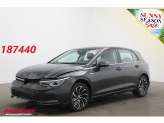uszkodzony samochody osobowe Volkswagen Golf 2.0 TSI 190 PK DSG Style LED ACC ErgoAct. Virtual Apple/Android LRHZ SHZ 2024/3