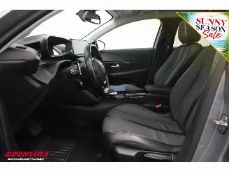 Peugeot 208 1.2 Aut. PureTech Allure Pano Apple/Android Cruise Camera PDC picture 17
