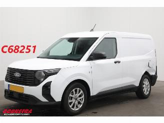 skadebil bedrijf Ford Transit Courier Van 1.5 EcoBlue Trend AHK Camera Apple/Android Cruise PDC 2024/5