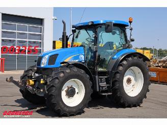 damaged machines New Holland  T6020 ELITE BY 2012 8.421 Uur BY 2012 8.421 Uur 2012/6
