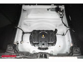 Volvo V-60 2.0 B3 AUT Essential Edition ACC SHZ LrHZ Camera Leder Virtual Navi Clima picture 9