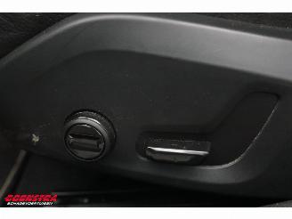 Volvo V-60 2.0 B3 AUT Essential Edition ACC SHZ LrHZ Camera Leder Virtual Navi Clima picture 33