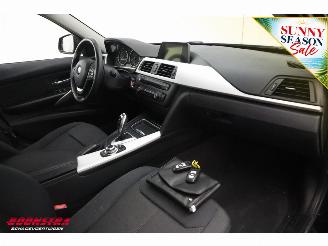 BMW 3-serie 320i AUT Executive Navi Cruise Clima PDC AHK 152.512 km! picture 13