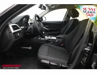 BMW 3-serie 320i AUT Executive Navi Cruise Clima PDC AHK 152.512 km! picture 16