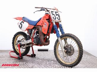 Honda  cr125 picture 2