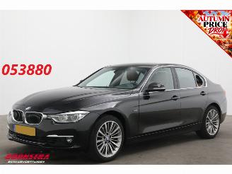 krockskadad bil auto BMW 3-serie 318i Aut. Luxury Cruise Navi Clima Leder SHZ PDC 2017/4