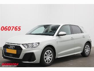 Voiture accidenté Audi A1 Sportback 25 TFSI DSG S-Line Cruise Airco Apple/Android Virtual PDC 2024/8