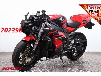 skadebil motor Honda  CBR 1000RR Fireblade Leo Vince 26.807 km!! 2006/4