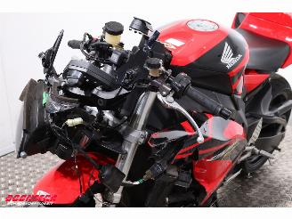 Honda  CBR 1000RR Fireblade Leo Vince 26.807 km! picture 13