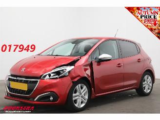 Peugeot 208 1.2 PureTech Signature Cruise Navi Apple/Android PDC Airco picture 1