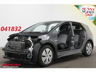 Auto incidentate Volkswagen ID.3 Pro Edition 58 kWh Teilediebstahl ACC LrHZ SHZ Virtual Apple/Android Camera PDC 2023/4