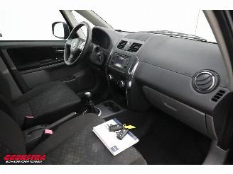 Suzuki SX4 1.6 Executive Bluetooth Clima PDC picture 12