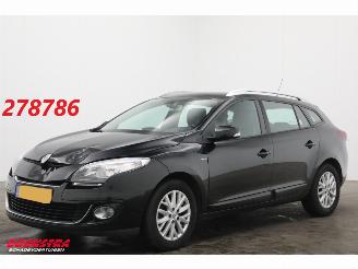 Auto incidentate Renault Mégane Estate 1.5 dCi Bose Cruise Navi Clima Bluetooth Camera PDC 2013/8