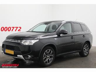 skadebil auto Mitsubishi Outlander 2.0 PHEV Instyle X-Line Pano Cruise Navi Clima Camera PDC AHK 2015/5