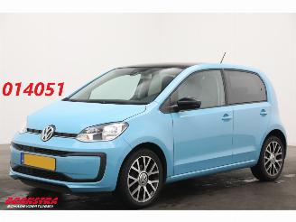 skadebil auto Volkswagen Up! 1.0 BMT move up! Airco LMV 62.945 km! 2017/1