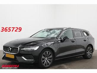 krockskadad bil auto Volvo V-60 2.0 T8 Twin Engine AWD R-Design Pano Navi Virtual Memory Leder SHZ LrHZ Camera PDC AHK 2019/12