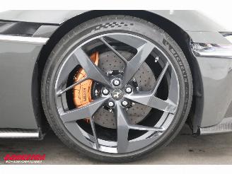Ferrari  6.5 V12 Lift Full-Carbon 360­° Pano Pass-Display Daytona Burmester LHRZ Massage Two-tone picture 15