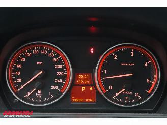 BMW 3-serie Touring 330d Aut. Business Line M Sport Cruise Navi Clima Bluetooth PDC AHK picture 13