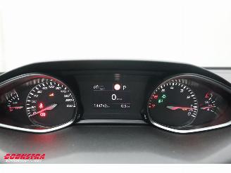 Peugeot 308 1.2 PT Aut. Premium Panorama Navi Clima Camera PDC AHK Cruise Apple/Android picture 22