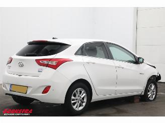 Hyundai I-30 1.6 GDI Go! Cruise Navi Clima Bluetooth Camera PDC picture 3