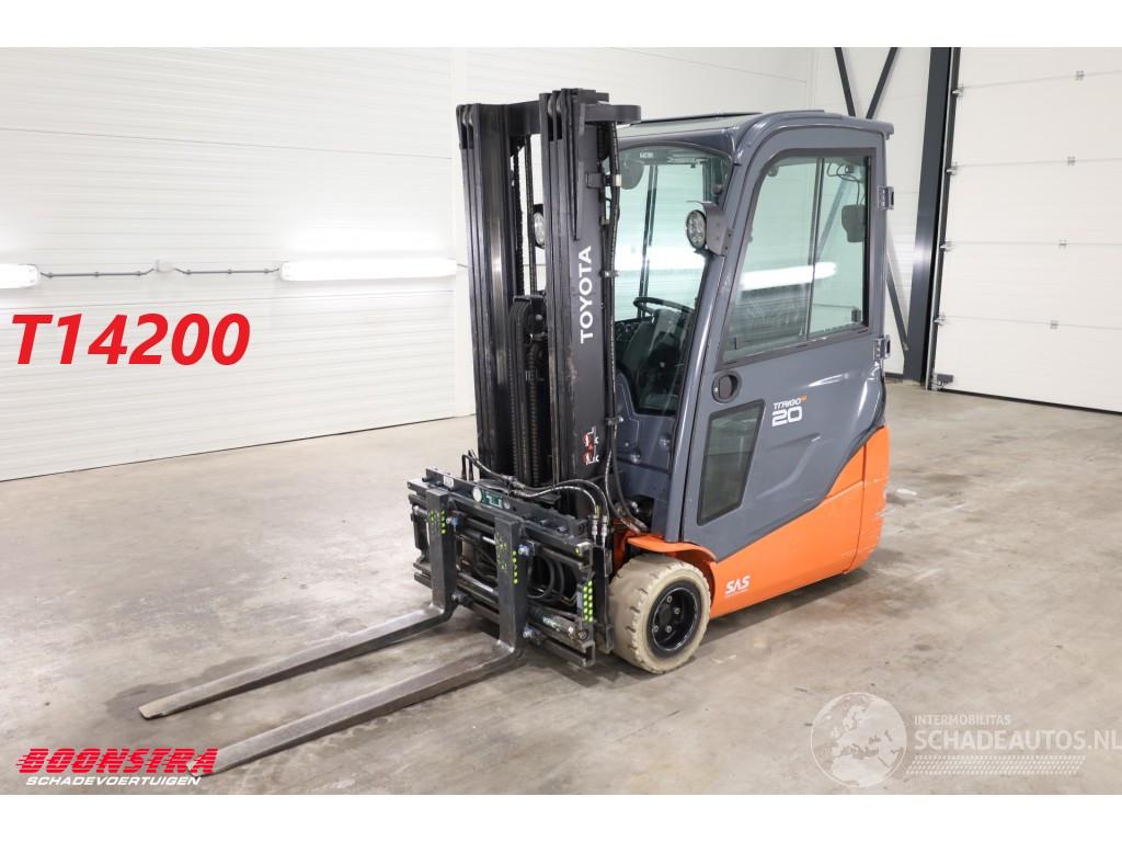 Toyota 8FBE20T Triplex Sideshift Spreader Full-Light-package